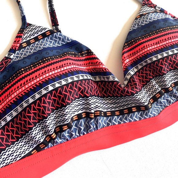 Protest bikini Top ONLY, NWT, Size XL - Picture 3 of 6